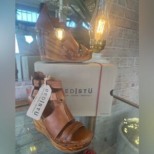 Women's Brown Wedge Sandals